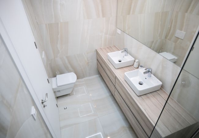 Apartamento en Benidorm - BB 44 - Apartamento de 2 dormitorios Apartamento en Benidorm - BB 44 - Apartamento de 2 dormitorios