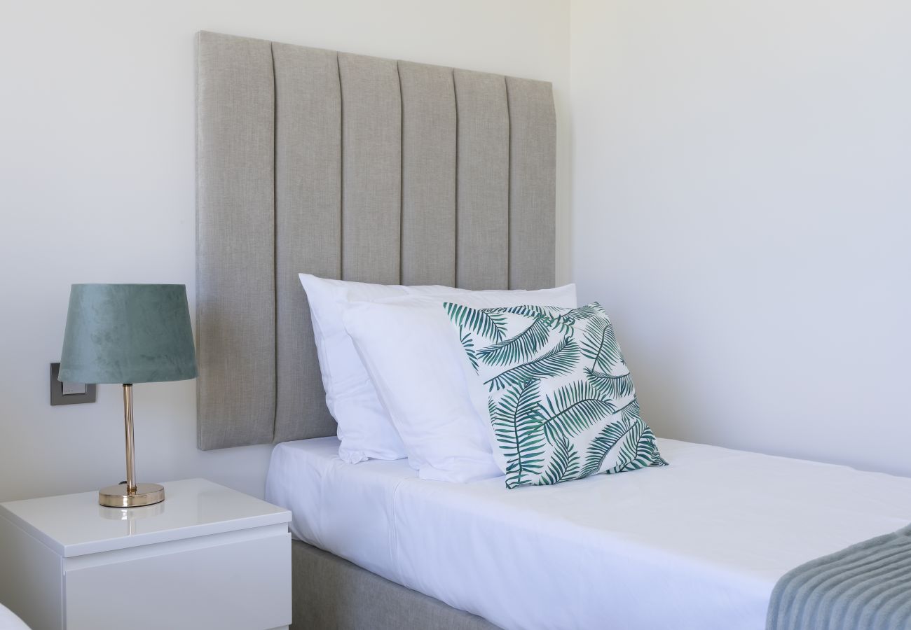 Apartment in Benidorm - INTEMPO 25C