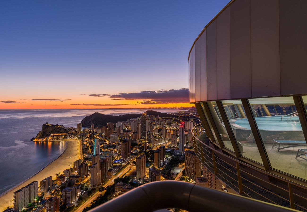 Apartment in Benidorm - INTEMPO 6D