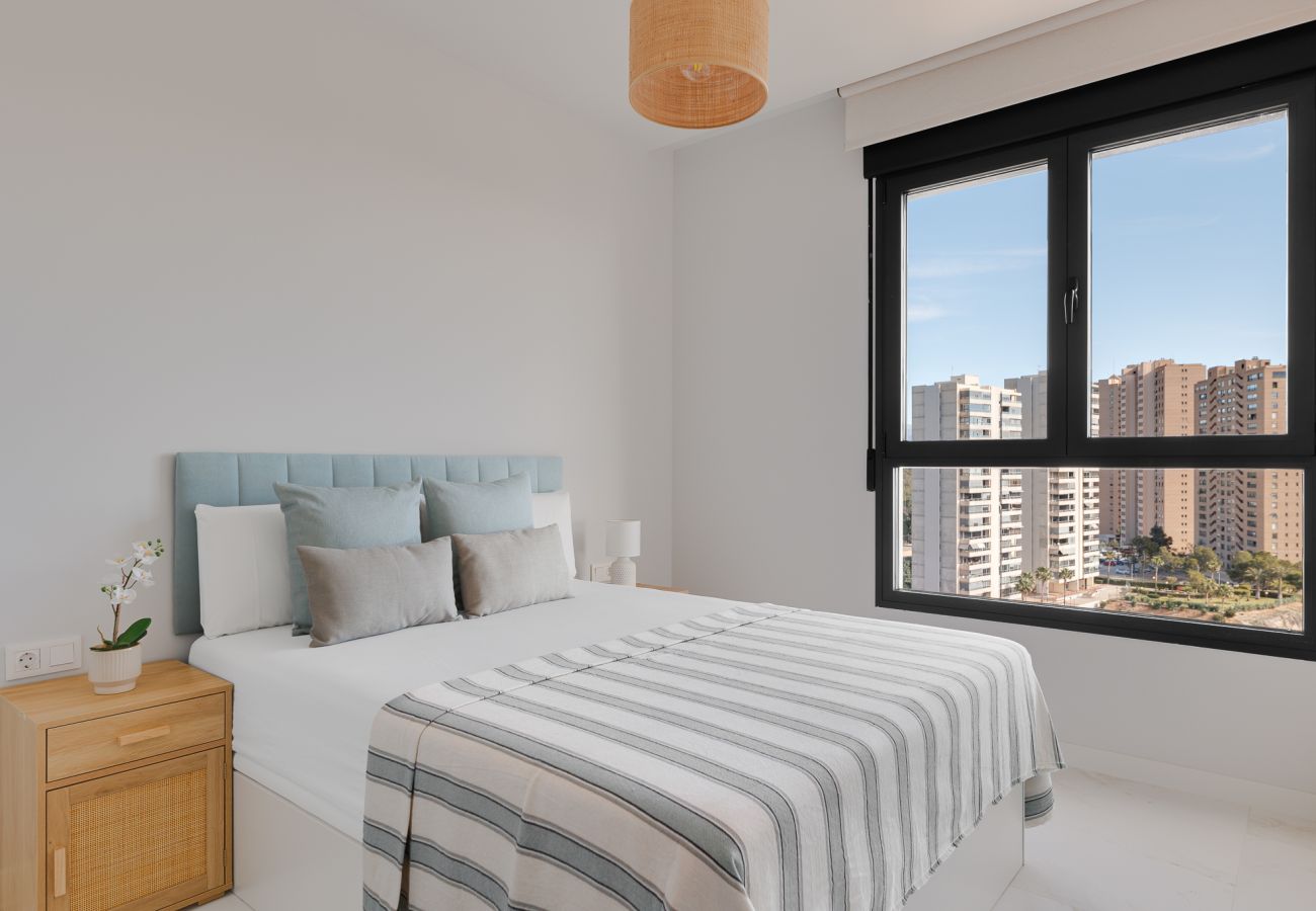 Apartment in Benidorm - BB 136 3 Bedrooms and 2 bathrooms apartment
