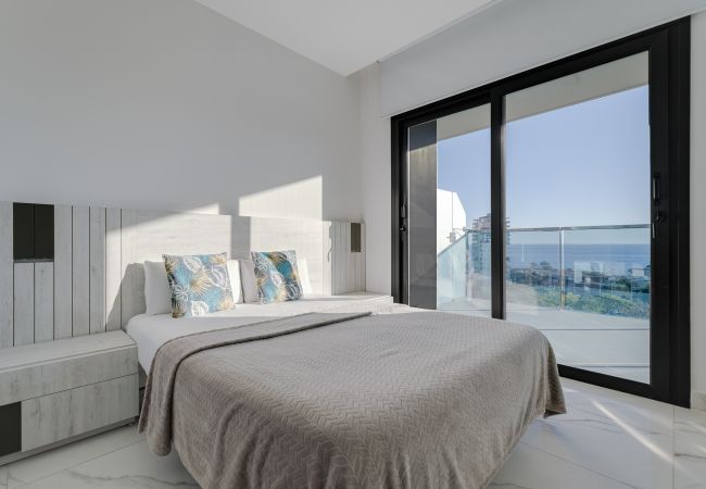 Апартаменты на Benidorm - SUNSET DRIVE 223 Mediterranean Dream by CAR Апартаменты на Benidorm - SUNSET DRIVE 223 Mediterranean Dream by CAR