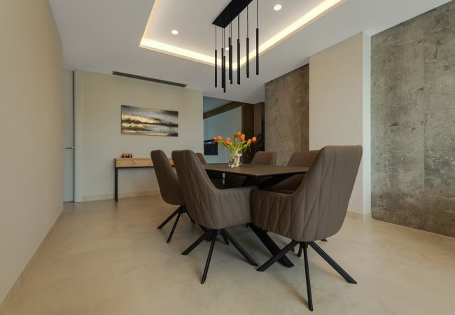 Апартаменты на Benidorm - SUNRISE Benidorm - Apartamento en primera línea con piscina Апартаменты на Benidorm - SUNRISE Benidorm - Apartamento en primera línea con piscina