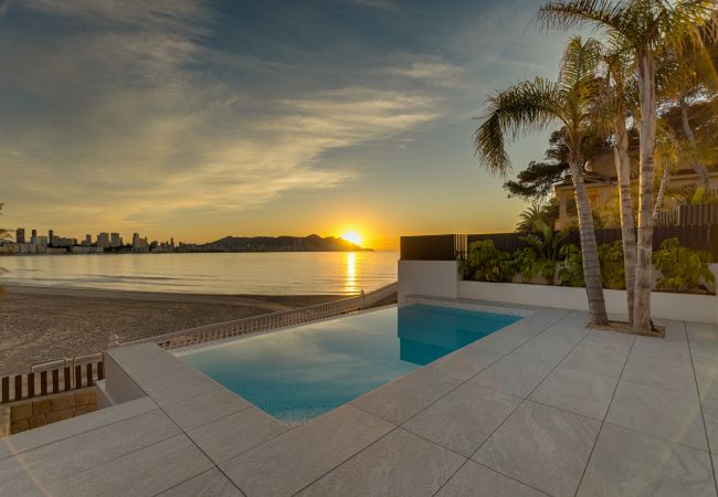 Апартаменты на Benidorm - SUNRISE Benidorm - Apartamento en primera línea con piscina Апартаменты на Benidorm - SUNRISE Benidorm - Apartamento en primera línea con piscina