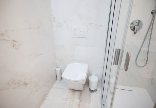 Апартаменты на Benidorm - BB 44 - Apartamento de 2 dormitorios Апартаменты на Benidorm - BB 44 - Apartamento de 2 dormitorios