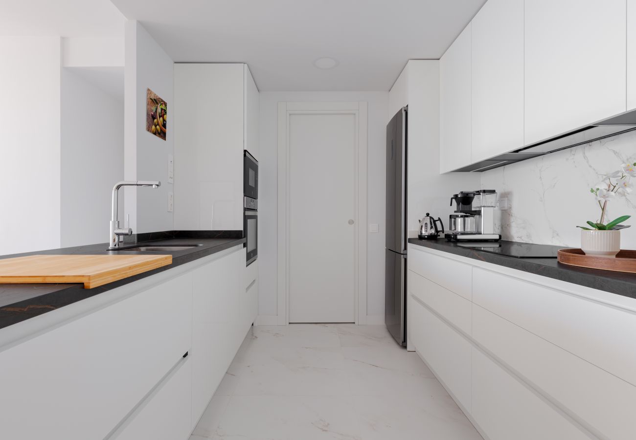 Апартаменты на Бенидорм / Benidorm - SURFSIDE 61 - Apartmentos de 2 dormitorios
